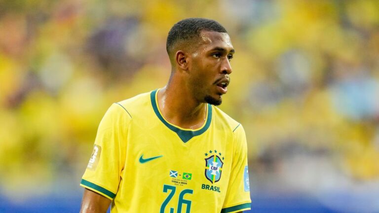 &lsquo;Ningu&eacute;m sabe o n&iacute;vel em que Rayan pode chegar&rsquo;: Ancelotti se derrete ap&oacute;s vit&oacute;ria da Sele&ccedil;&atilde;o