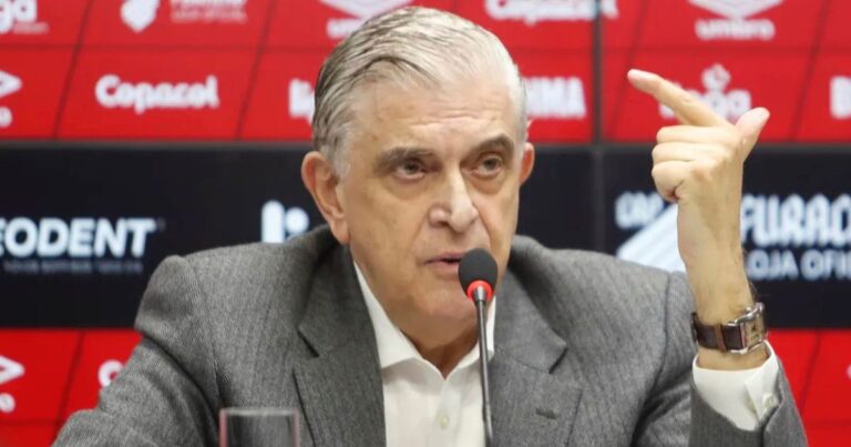 Athletico nega crise interna e repudia reportagem; leia nota oficial