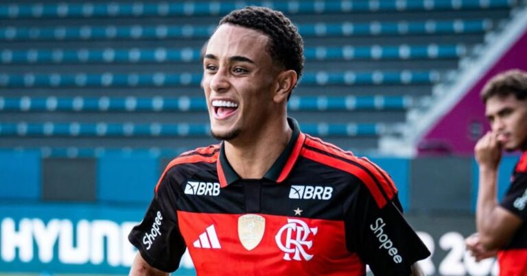 Flamengo acerta venda de promessa, e Athletico fatura bolada milionária