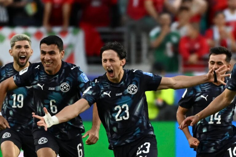 Turquia 0x1 Paraguai: Galarza sela vit&oacute;ria heroica na Copa do Mundo apesar do cart&atilde;o vermelho de Almir&oacute;n