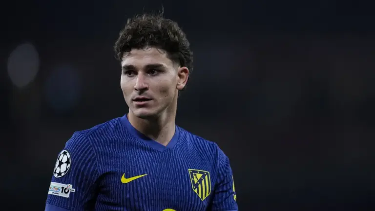 &lsquo;&Eacute; o melhor para todos&rsquo;: Juli&aacute;n Alvarez toma partido sobre futuro no Atl&eacute;tico de Madrid