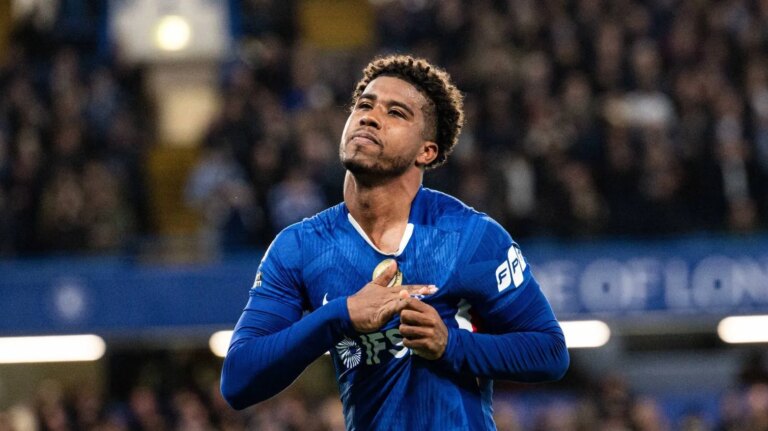 Manchester United tem concorrente da Premier League por Andrey Santos