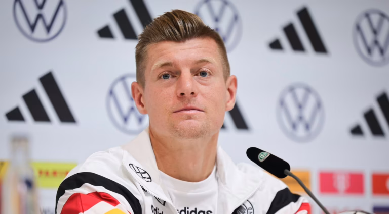 Kroos: &lsquo;Alemanha n&atilde;o tem um &uacute;nico jogador de n&iacute;vel mundial, &eacute; preciso reconhecer&rsquo;