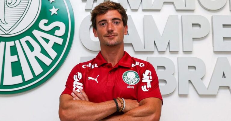 Palmeiras anuncia técnico João Correia, ex-Athletico