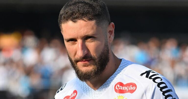 Cria do Coritiba, Zé Rafael busca novo clube no mercado