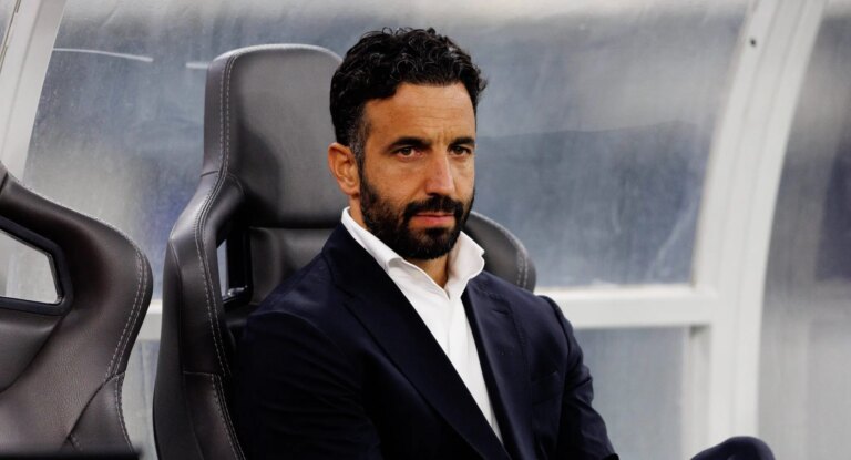 Milan prepara &lsquo;sald&atilde;o&rsquo; e Amorim p&otilde;e sete atletas &agrave; venda para destravar mercado