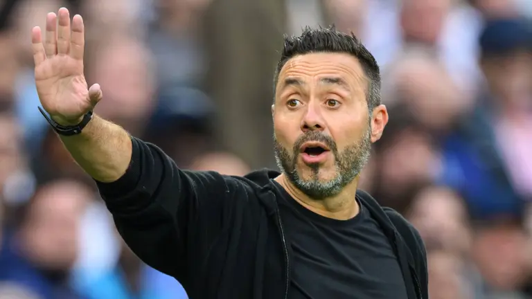 Barcelona monitora pe&ccedil;a importante do Tottenham que considera deixar a Premier League